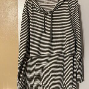 Latched Mama Lightweight Nursing Hoodie